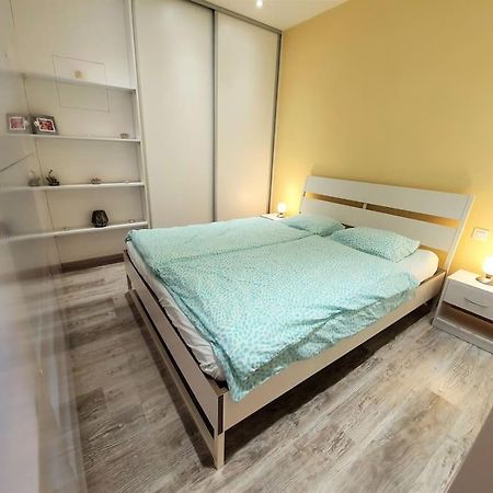 Comfy & Stylish Flat In The City Centre + Parking Pressburg Exterior foto