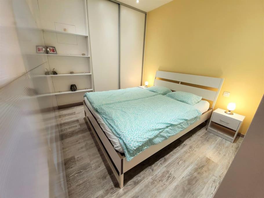 Comfy & Stylish Flat In The City Centre + Parking Pressburg Exterior foto